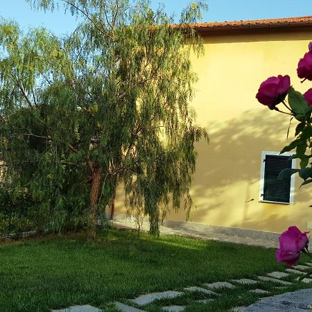 Casa Laura Villa Imperia Eksteriør bilde